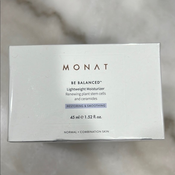 Monat Be Balanced Lightweight Moisturizer - Cream - Picture 1 of 3